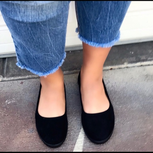 New super comfy flats 6 & 10 - Picture 4 of 9